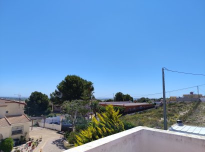 Villa · Återförsäljning - Vista Bella Golf Resort · Alicante · Spanien