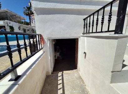 Villa · Återförsäljning - Vista Bella Golf Resort · Alicante · Spanien