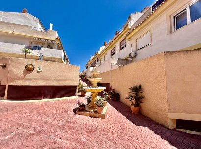 Apartment · Resale - Orihuela Costa · La Zenia · Alicante · Spain