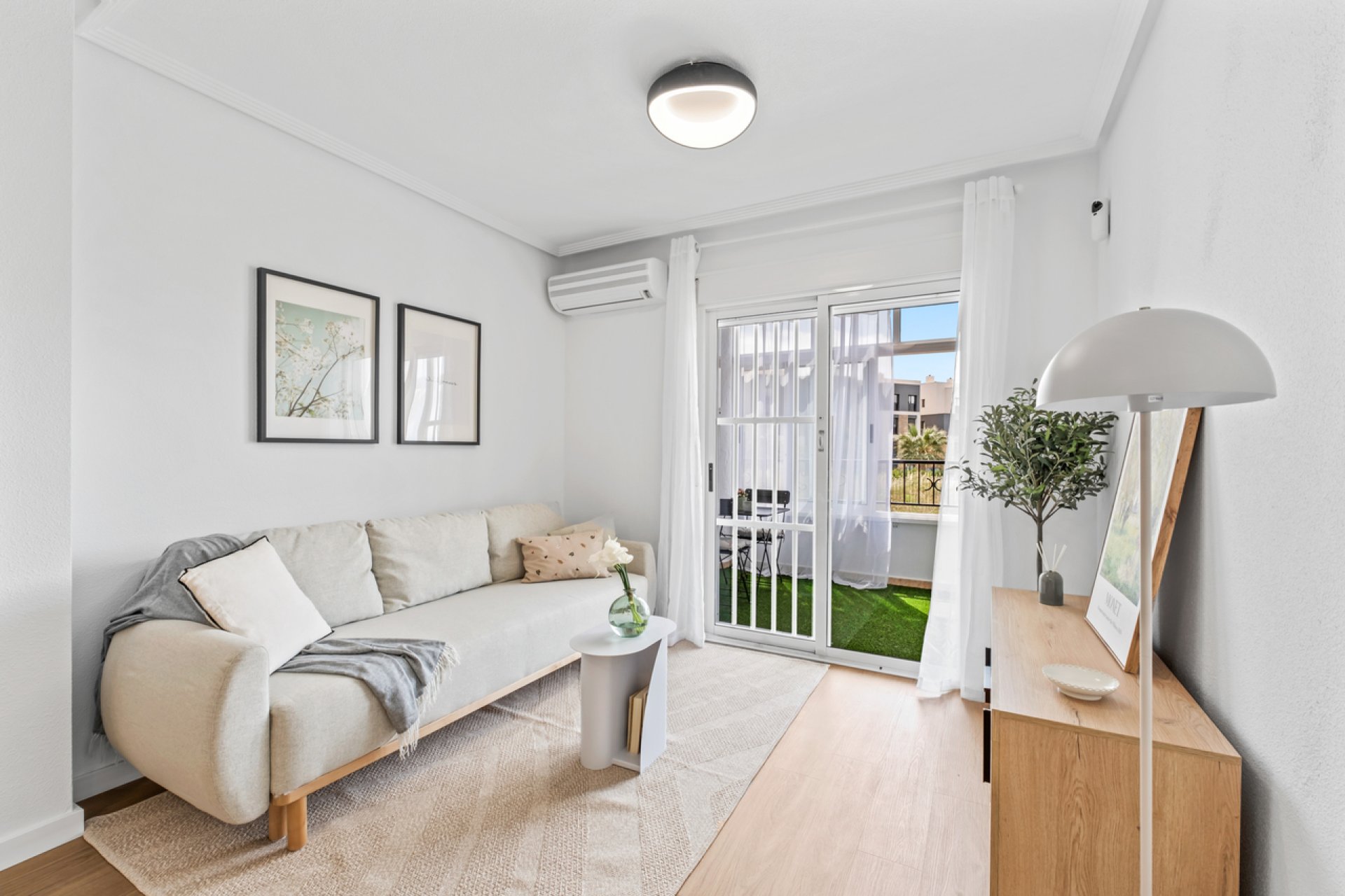 Resale - Apartment - Orihuela Costa - Costa Blanca South