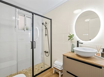 Apartment · Resale - Orihuela Costa · Playa Flamenca · Alicante · Spain