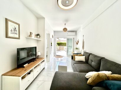 Apartment · Resale - Orihuela Costa · La Zenia · Alicante · Spain