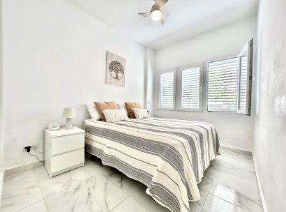 Apartment · Resale - Orihuela Costa · La Zenia · Alicante · Spain