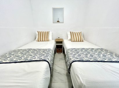 Apartment · Resale - Orihuela Costa · La Zenia · Alicante · Spain