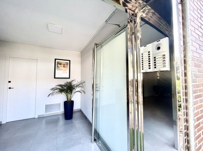Apartment · Resale - Orihuela Costa · La Zenia · Alicante · Spain