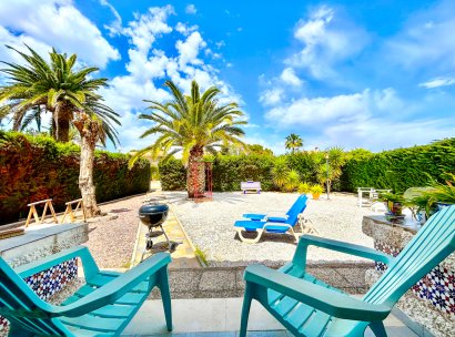 Villa · Herverkoop - Orihuela Costa · La Zenia · Alicante · Spanje