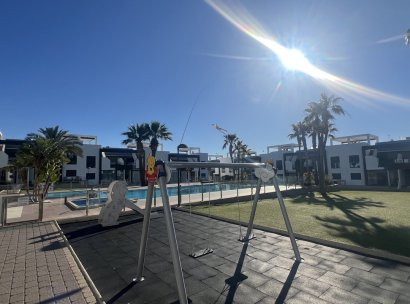Lägenhet · Återförsäljning - Orihuela Costa · La Zenia · Alicante · Spanien