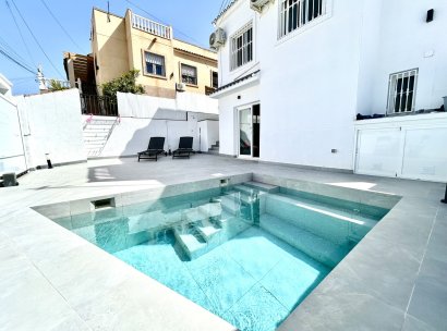 Villa · Herverkoop - Orihuela Costa · Villamartín · Alicante · Spanje