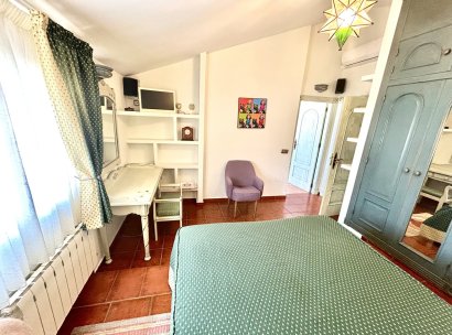Villa · Herverkoop - Torrevieja · La Mata · Alicante · Spanje