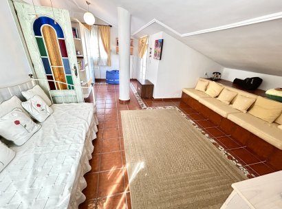 Villa · Herverkoop - Torrevieja · La Mata · Alicante · Spanje
