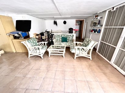 Villa · Herverkoop - Torrevieja · La Mata · Alicante · Spanje