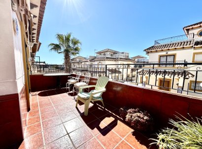 Lägenhet · Återförsäljning - Punta Prima · Alicante · Spanien