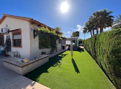 Villa · Resale - Cabo Roig · Alicante · Spain