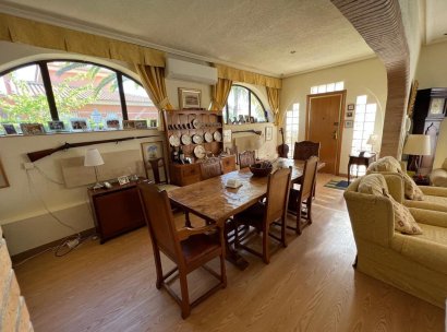 Villa · Resale - Cabo Roig · Alicante · Spain