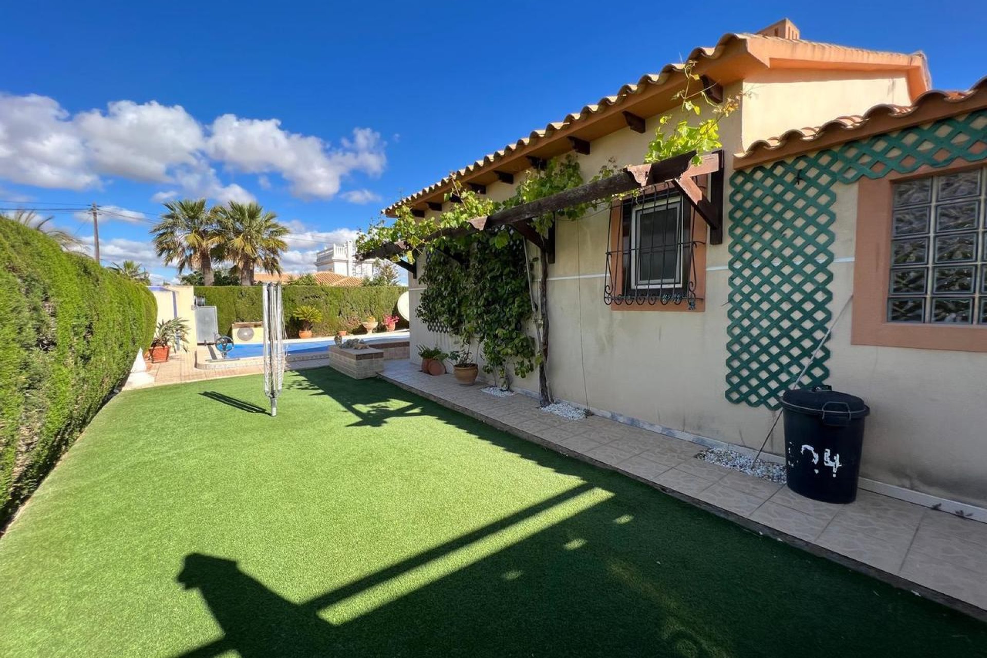 Resale - Villa - Cabo Roig - Costa Blanca South