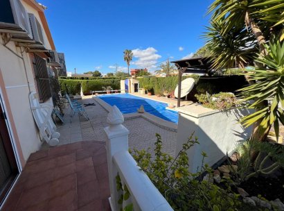 Villa · Resale - Cabo Roig · Alicante · Spain