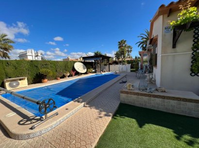 Villa · Resale - Cabo Roig · Alicante · Spain