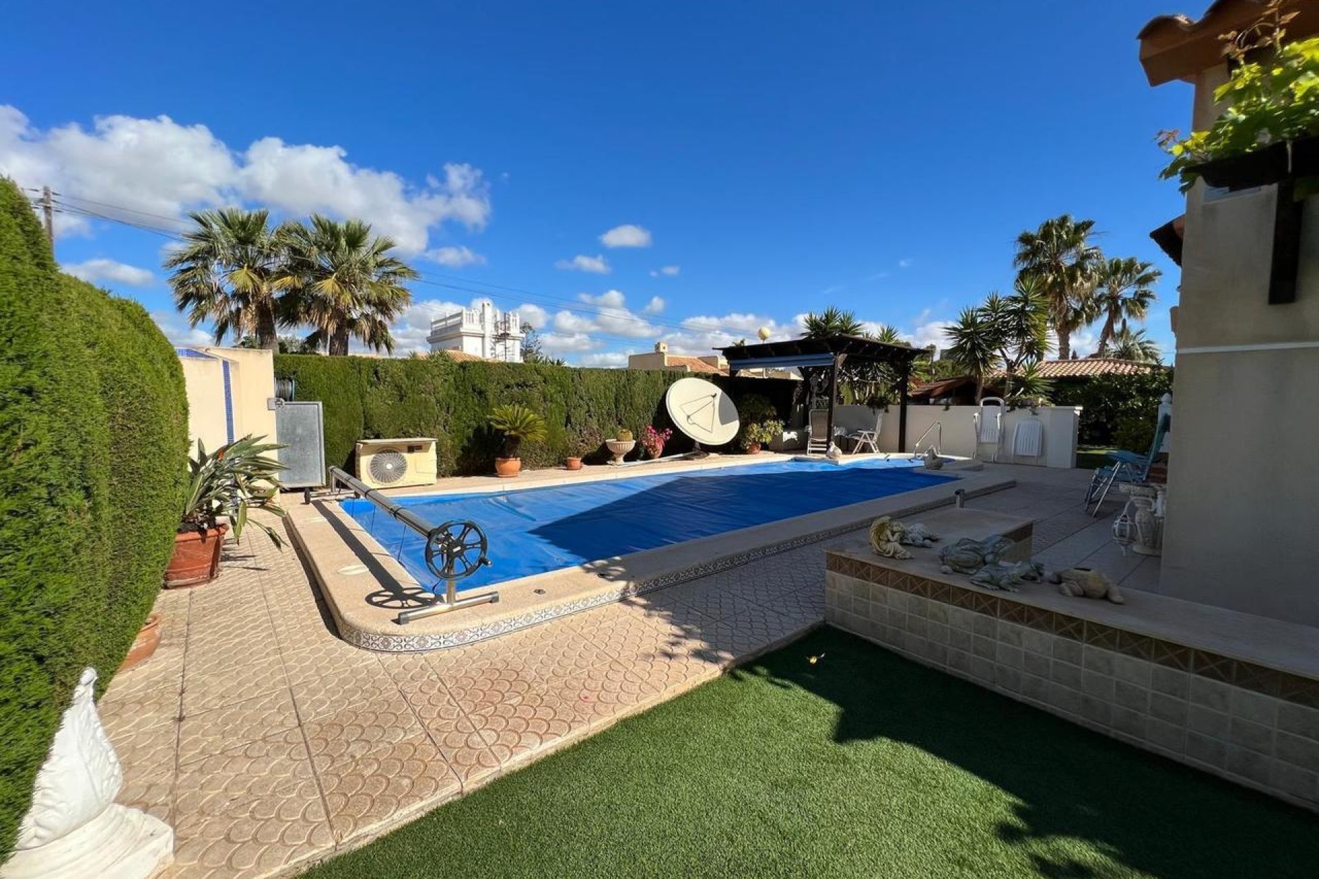 Resale - Villa - Cabo Roig - Costa Blanca South