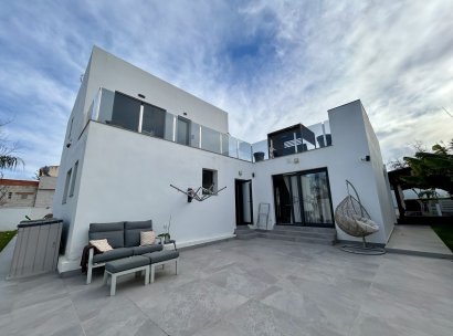 Villa · Herverkoop - Torrevieja · Los Balcones · Alicante · Spanje