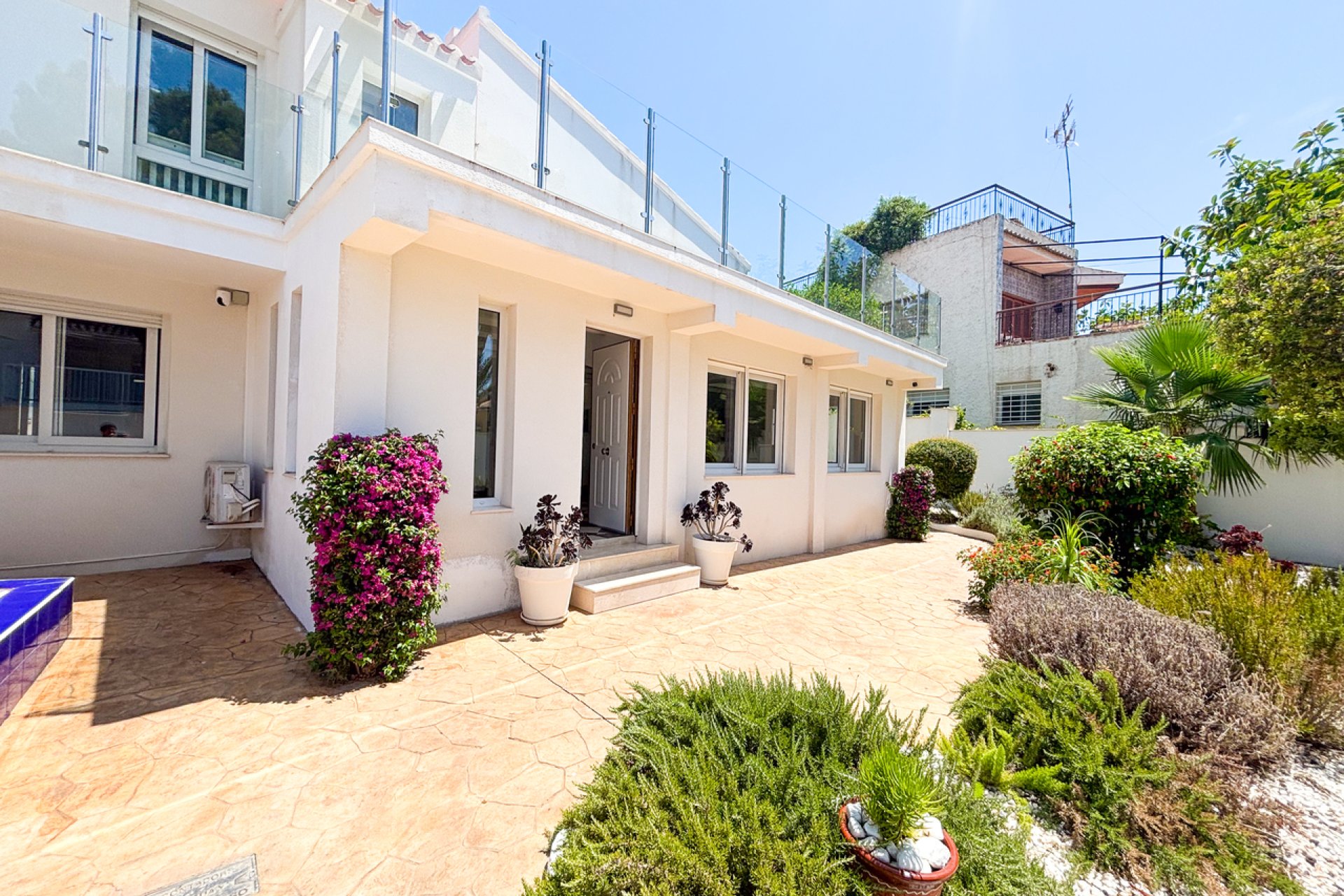 Resale - Villa - Dehesa de Campoamor - Costa Blanca South