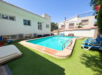 Villa · Resale - Dehesa de Campoamor · Alicante · Spain