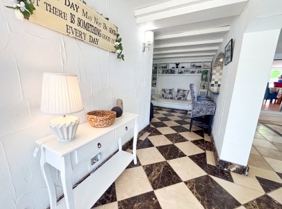 Villa · Resale - Dehesa de Campoamor · Alicante · Spain
