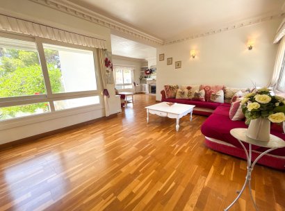 Villa · Resale - Dehesa de Campoamor · Alicante · Spain