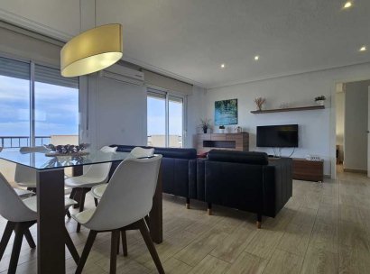 Appartement · Herverkoop - Mil Palmeras · Alicante · Spanje