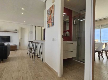 Appartement · Herverkoop - Mil Palmeras · Alicante · Spanje