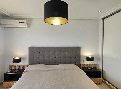 Appartement · Herverkoop - Mil Palmeras · Alicante · Spanje