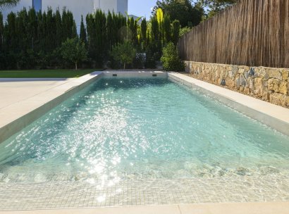 Villa · Herverkoop - Las Colinas Golf Resort · Alicante · Spanje