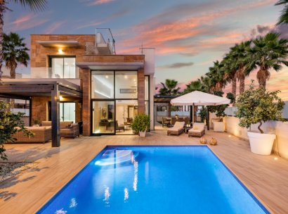 Villa · Resale - Cabo Roig · Alicante · Spain