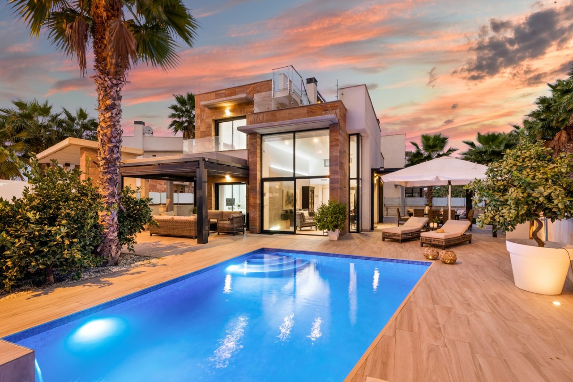 Resale - Villa - Cabo Roig - Costa Blanca South