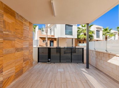 Villa · Resale - Cabo Roig · Alicante · Spain