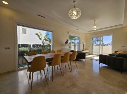 Villa · Herverkoop - Orihuela Costa · La Zenia · Alicante · Spanje