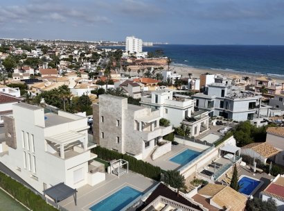 Villa · Herverkoop - Orihuela Costa · La Zenia · Alicante · Spanje