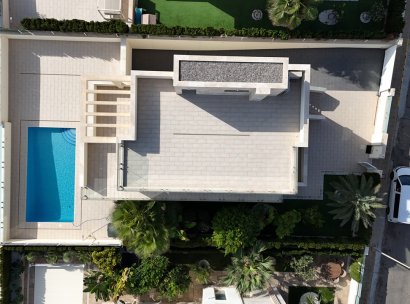 Villa · Herverkoop - Orihuela Costa · La Zenia · Alicante · Spanje