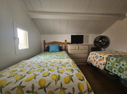 Bungalow · Herverkoop - Orihuela Costa · La Zenia · Alicante · Spanje