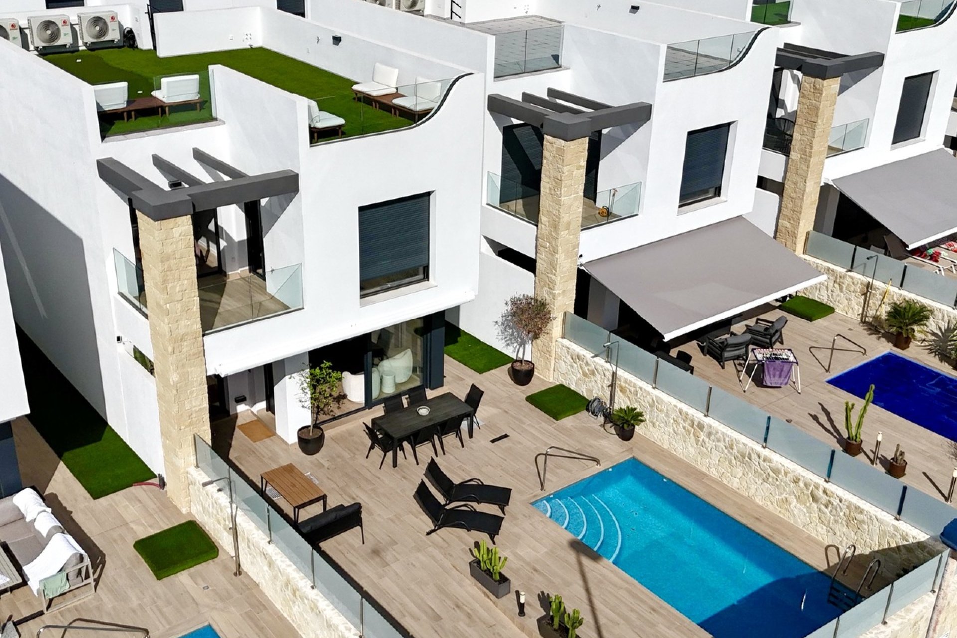 Herverkoop - Villa - Punta Prima - Costa Blanca South