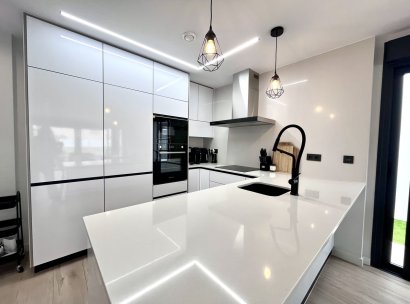 Villa · Resale - Punta Prima · Alicante · Spain