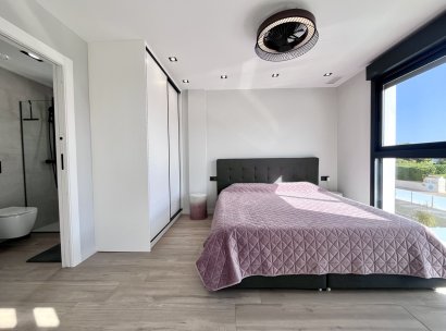 Villa · Resale - Punta Prima · Alicante · Spain
