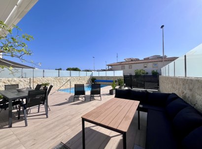 Villa · Resale - Punta Prima · Alicante · Spain