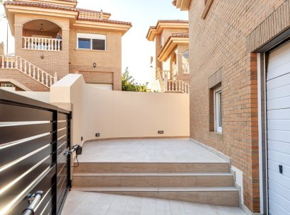 Villa · Herverkoop - Cuidad Quesada · Alicante · Spanje