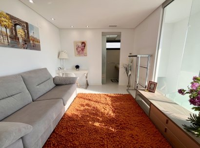 Villa · Herverkoop - Orihuela Costa · Los Dolses · Alicante · Spanje
