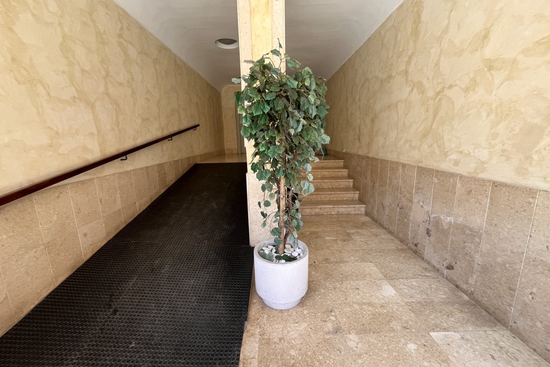 Resale - Apartment - Almoradí