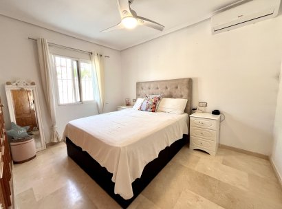 Villa · Herverkoop - San Miguel de Salinas · Alicante · Spanje