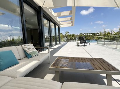 Villa · Reventa - Las Colinas Golf Resort · Alicante · España