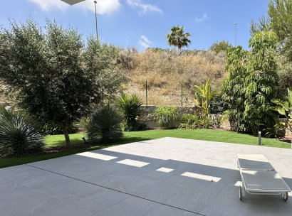 Villa · Reventa - Las Colinas Golf Resort · Alicante · España