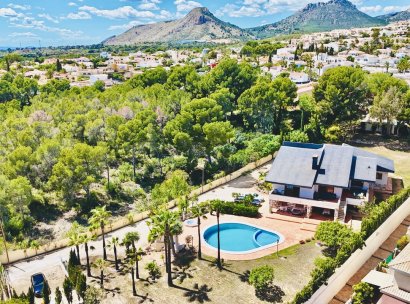 Villa · Resale - La Nucía · Alicante · Spain