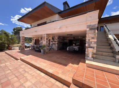 Villa · Resale - La Nucía · Alicante · Spain
